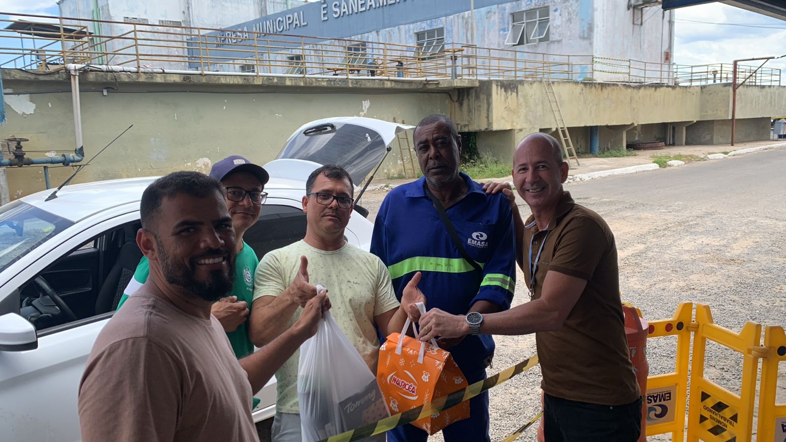Grêmio Recreativo da EMASA realiza distribuição de Cestas de Natal para os associados