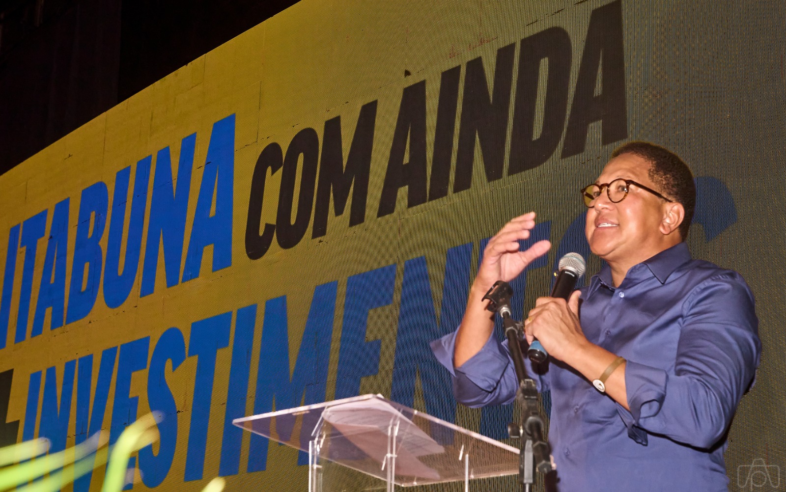 Ministro Rui Costa, reitora Luzia Mota e prefeito Augusto Castro assinam ordem de serviços para início das obras do campus Itabuna do IFBA
