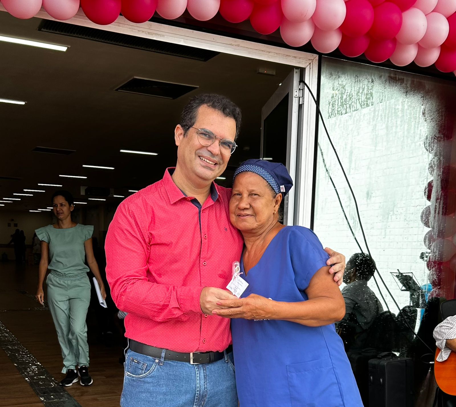 Hospital de Base de Itabuna surpreende colaboradoras com recepção especial em homenagem ao Dia da Mulher