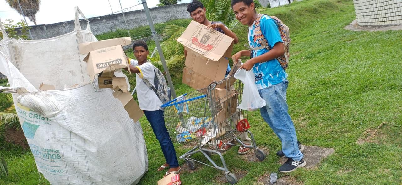“Conecta, Recicla” mobiliza escolas municipais de Itabuna em ação de educação ambiental