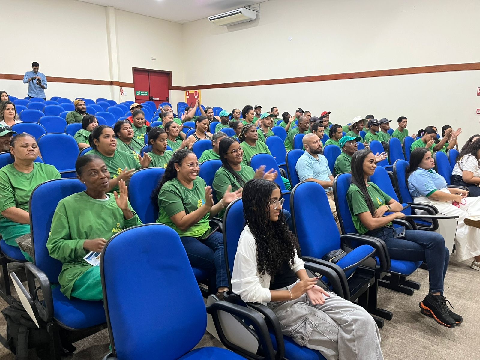Roda de conversa no SEST SENAT faz homenagem a AACRRI no Dia Nacional do Catador