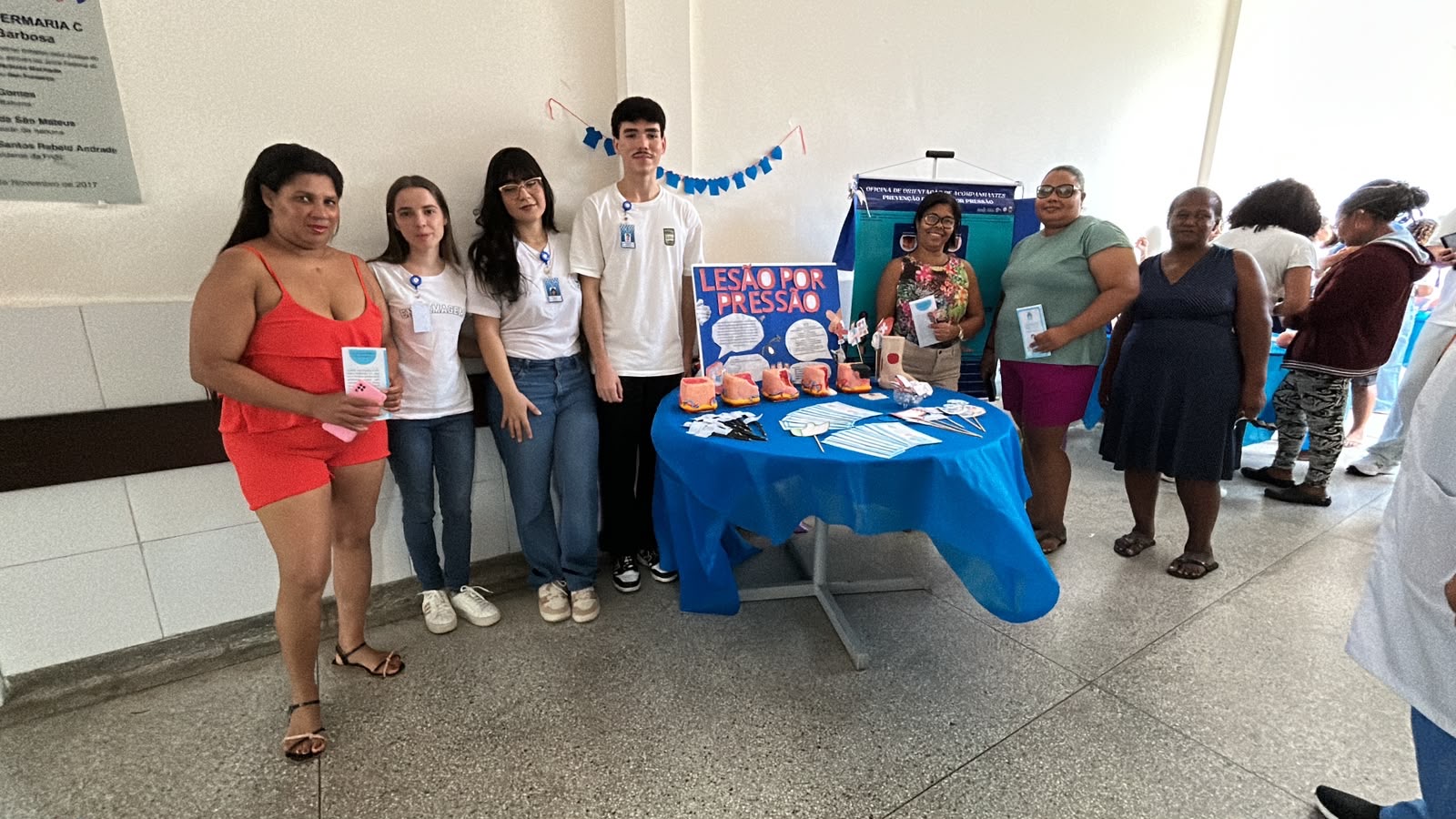 Oficina orienta acompanhantes sobre cuidados com pacientes após a alta hospitalar no Hospital de Base de Itabuna